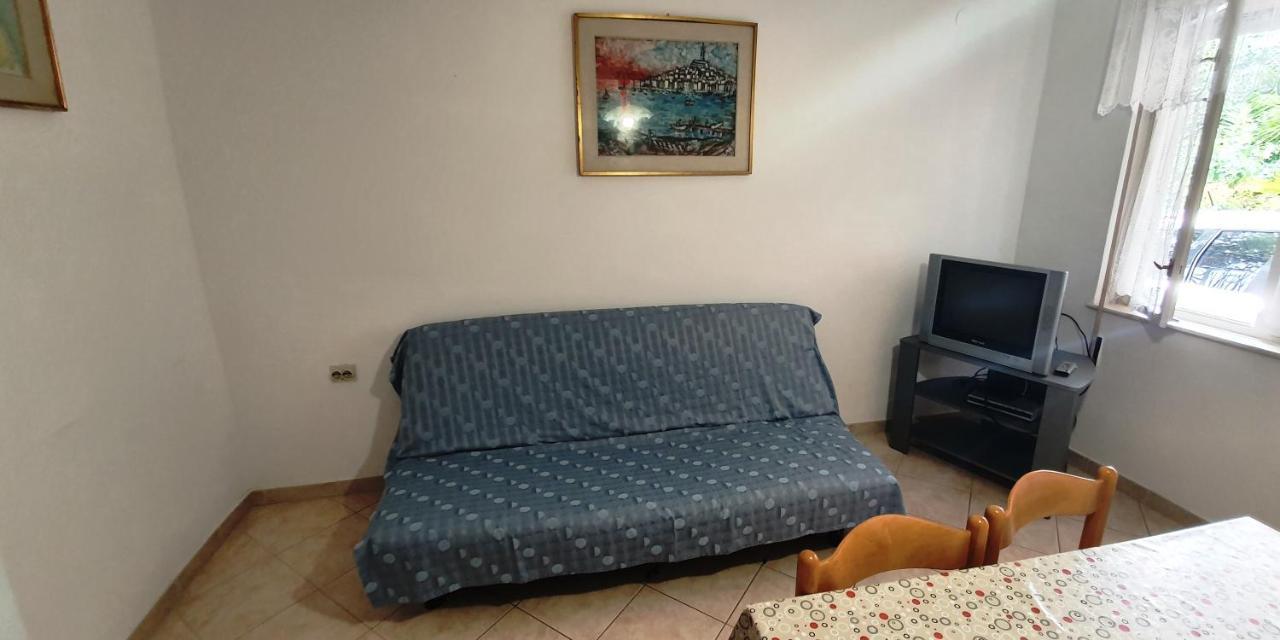 Apartment Cecillia Mare *