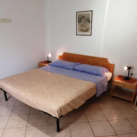 Cecillia Mare Apartments Rovinj Exterior photo