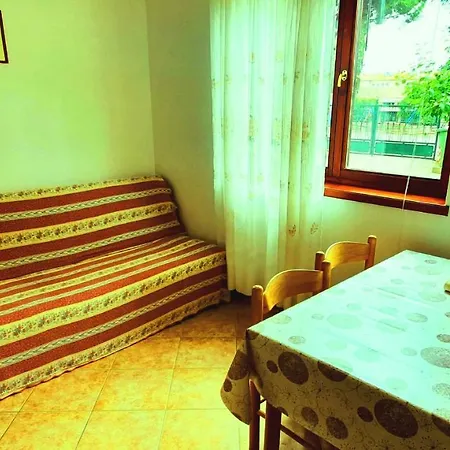 Cecillia Mare Apartments Rovinj Exterior photo