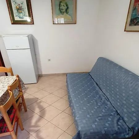 Cecillia Mare Apartments Rovinj Exterior photo