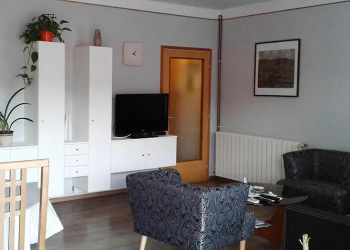 Cecillia Mare Apartments