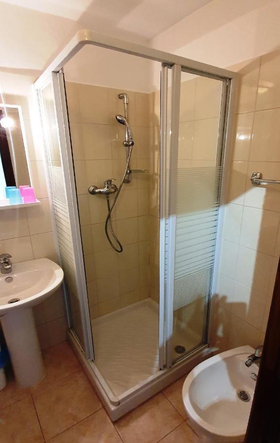 Apartment Cecillia Mare *